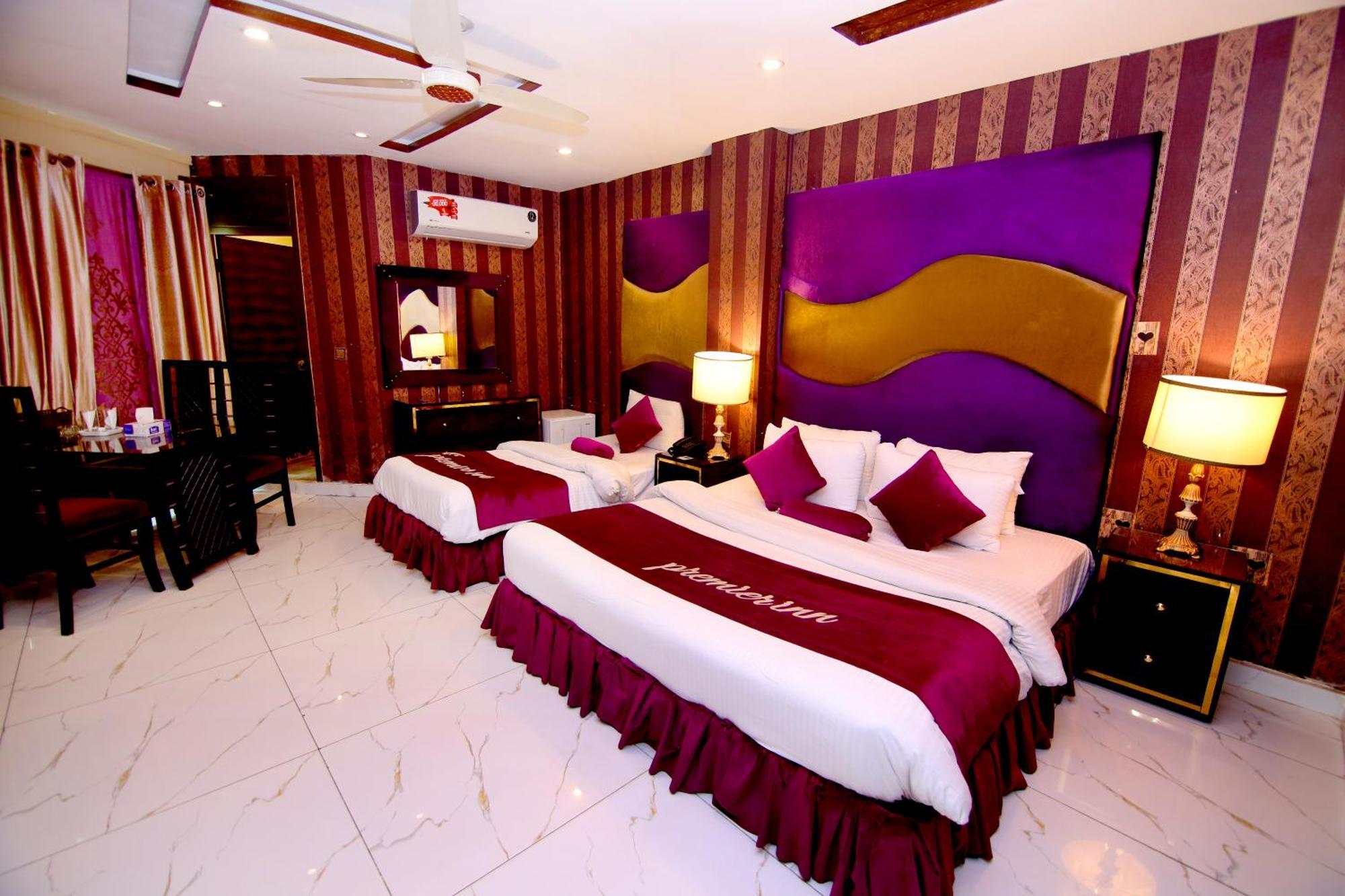 Premier Inn Gulberg Lahore Exterior photo