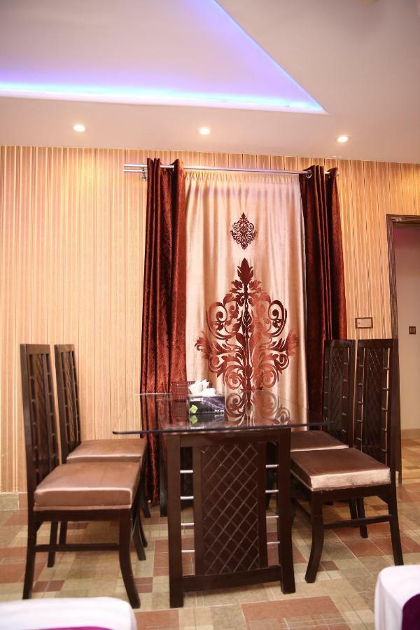 Premier Inn Gulberg Lahore Exterior photo
