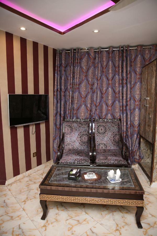 Premier Inn Gulberg Lahore Exterior photo